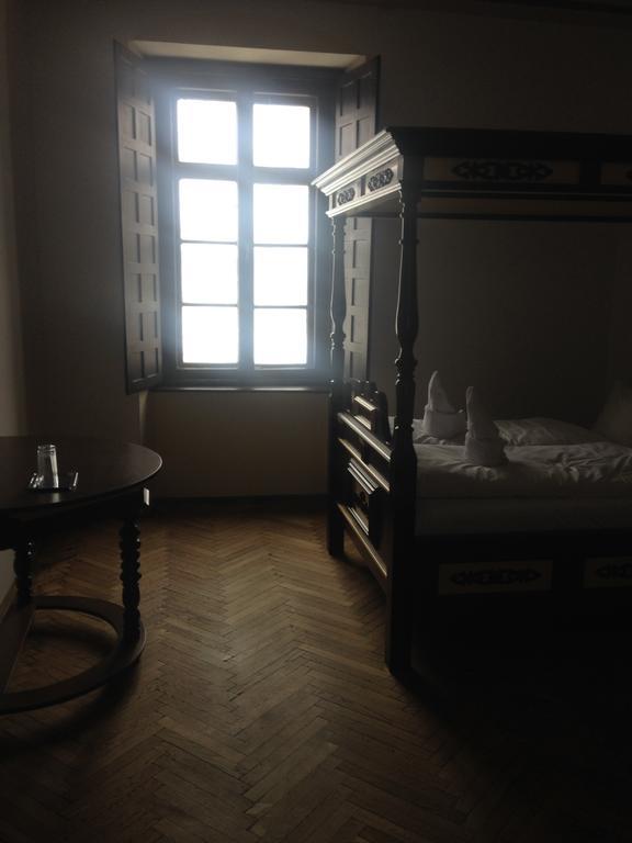 Egervári Várkastély Habitación foto